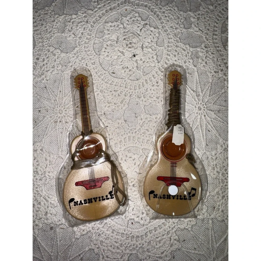 Vintage NEW Nashville Guitar Shaped Comb & Mirror Set w/ Case Travel Souvenir